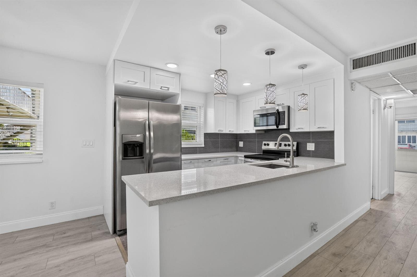 212 Monaco E, Delray Beach, FL 33446 photo 3