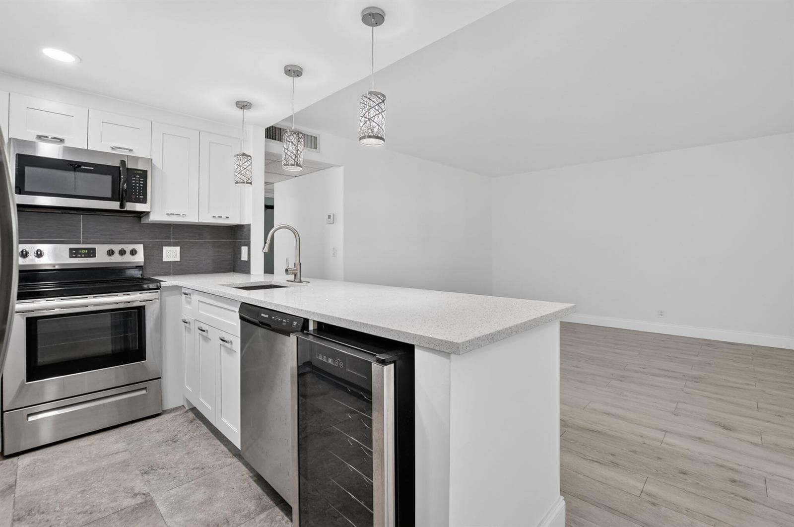 212 Monaco E, Delray Beach, FL 33446 photo 4
