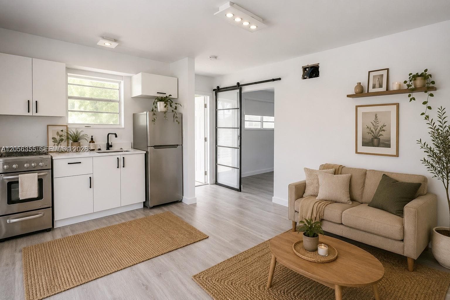 324 Washington Ave # E, Miami Beach, FL 33139 photo 3