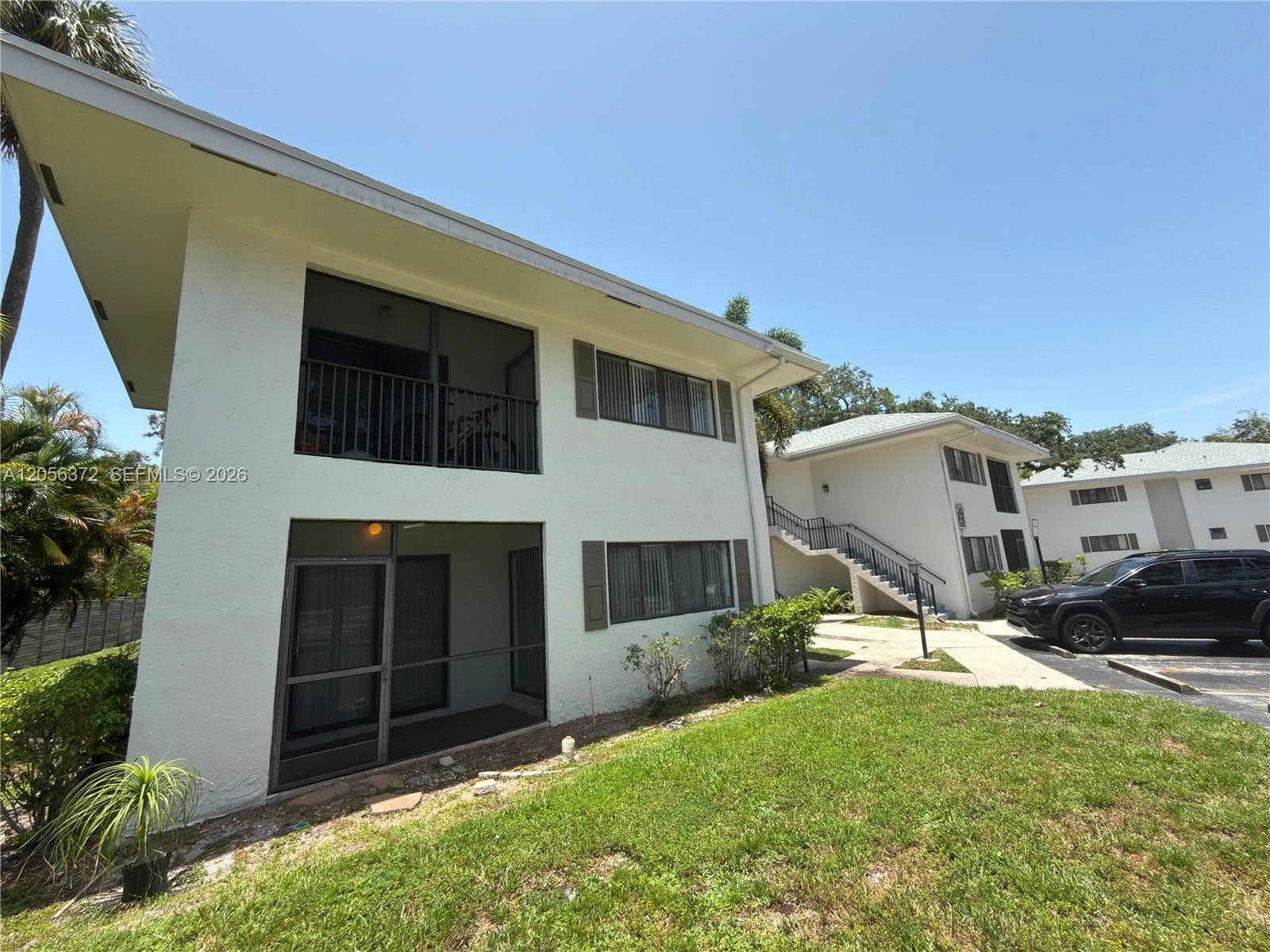 403 NW 68th Ave # 309, Plantation, FL 33317 photo 2