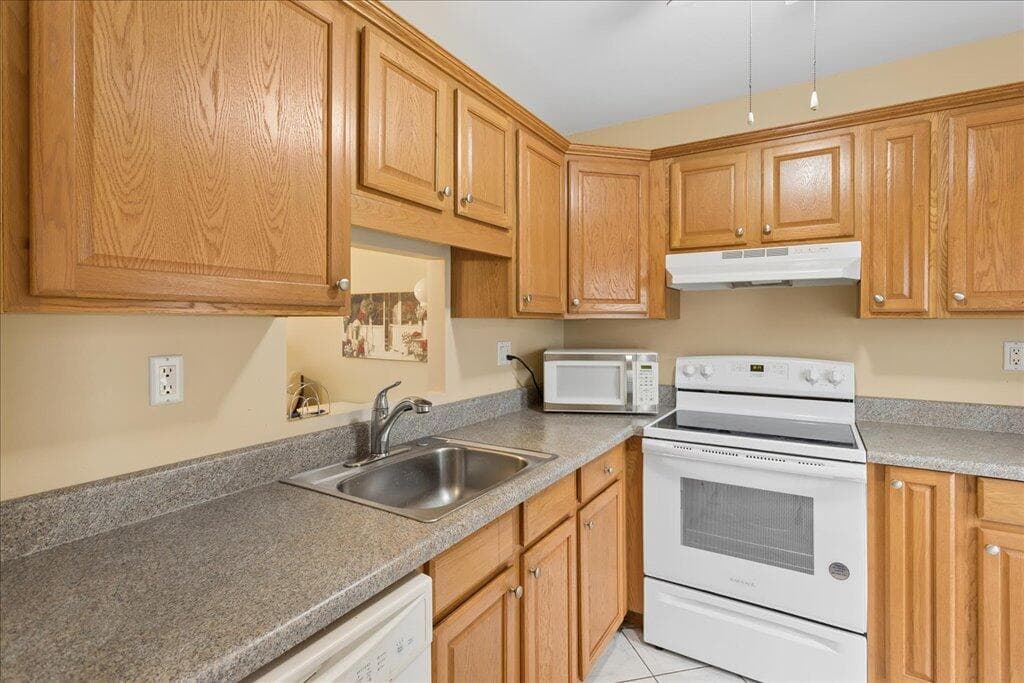 4321 NW 16TH Street # C202, Lauderhill, FL 33313 photo 5