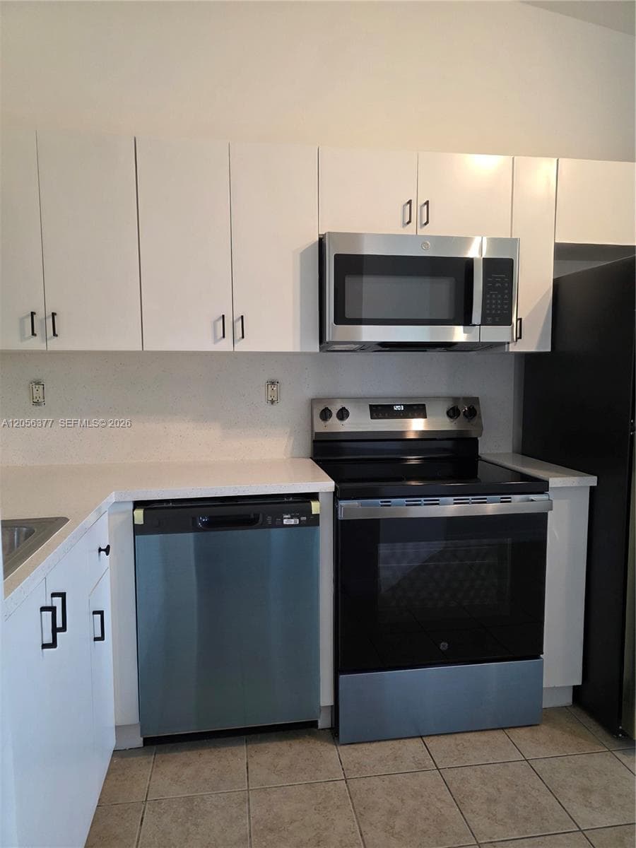 3415 NE 9th Dr # 202, Homestead, FL 33033 photo 5