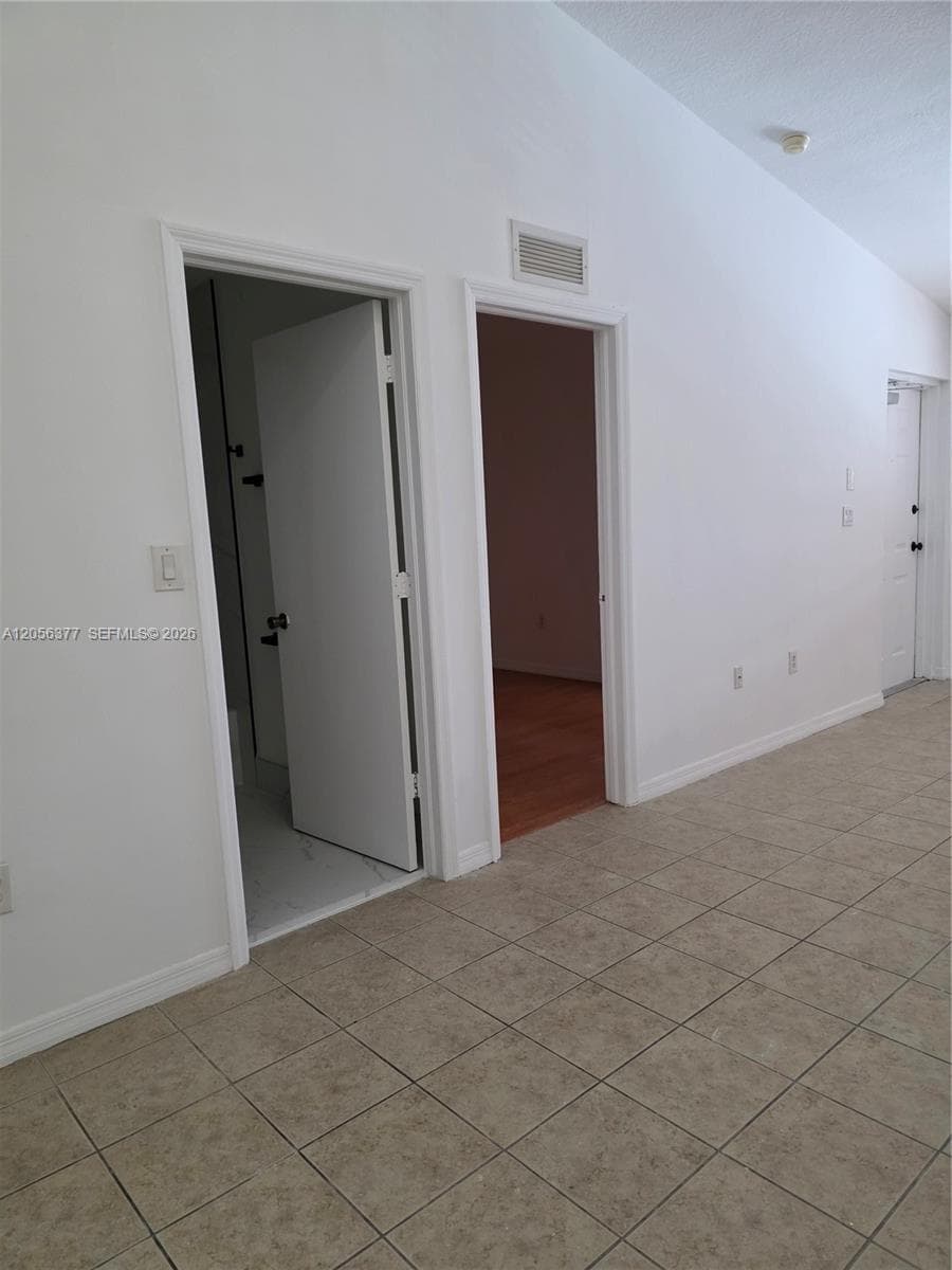 3415 NE 9th Dr # 202, Homestead, FL 33033 photo 4