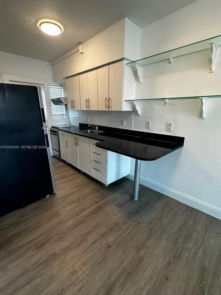 300 74th St # 17, Miami Beach, FL 33141 photo 5
