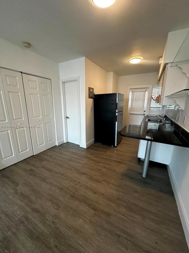 300 74th St # 17, Miami Beach, FL 33141 photo 4