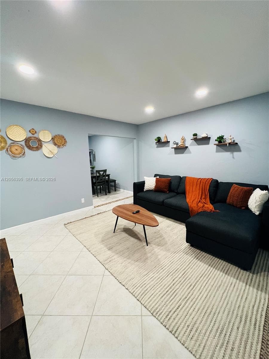 280 NW 55th St # 282, Miami, FL 33127 photo 3