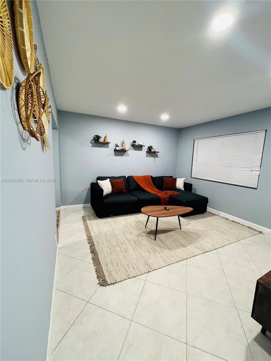 280 NW 55th St # 282, Miami, FL 33127 photo 5