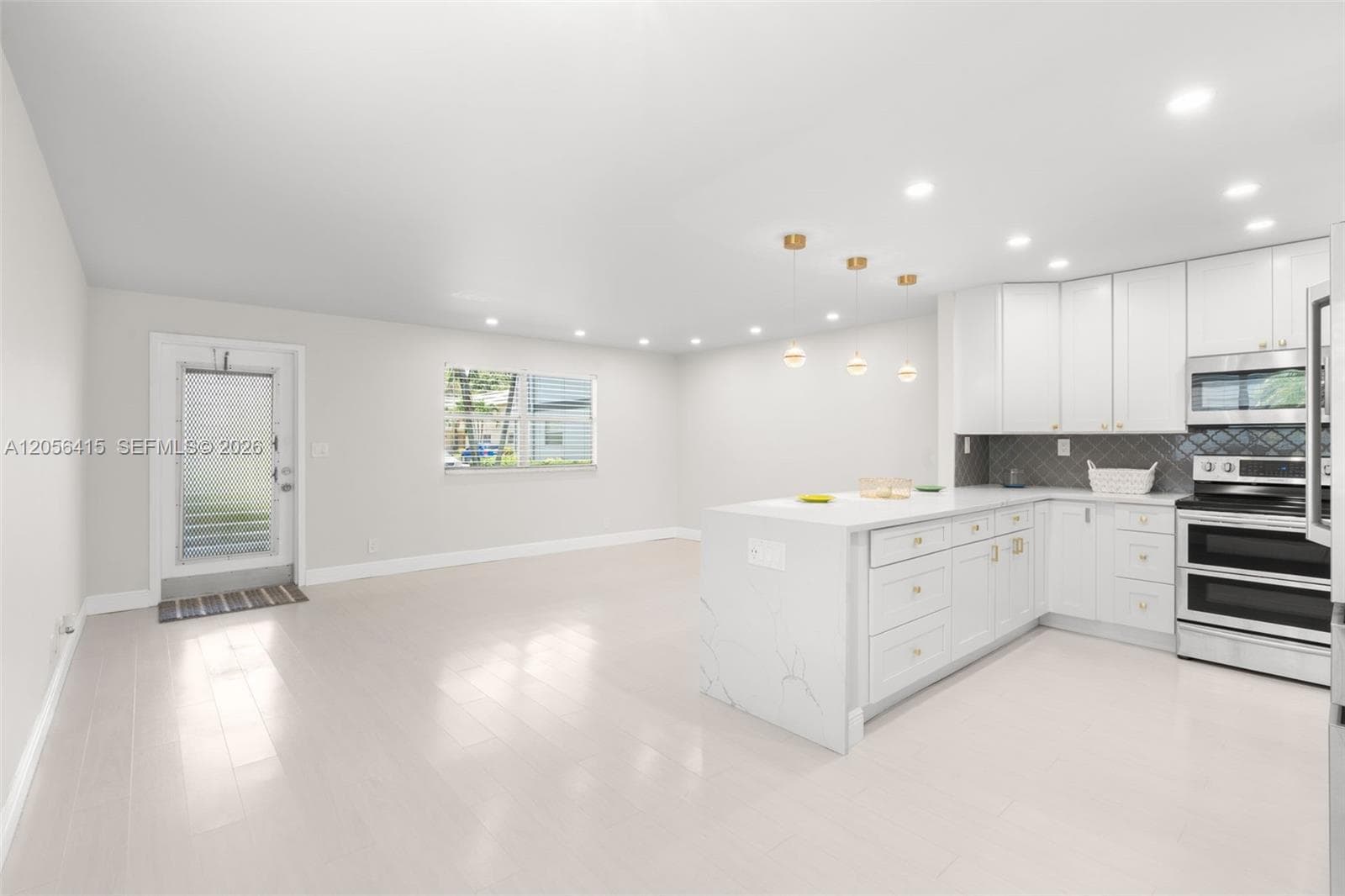 631 N Saxony N # N, Delray Beach, FL 33446 photo 2