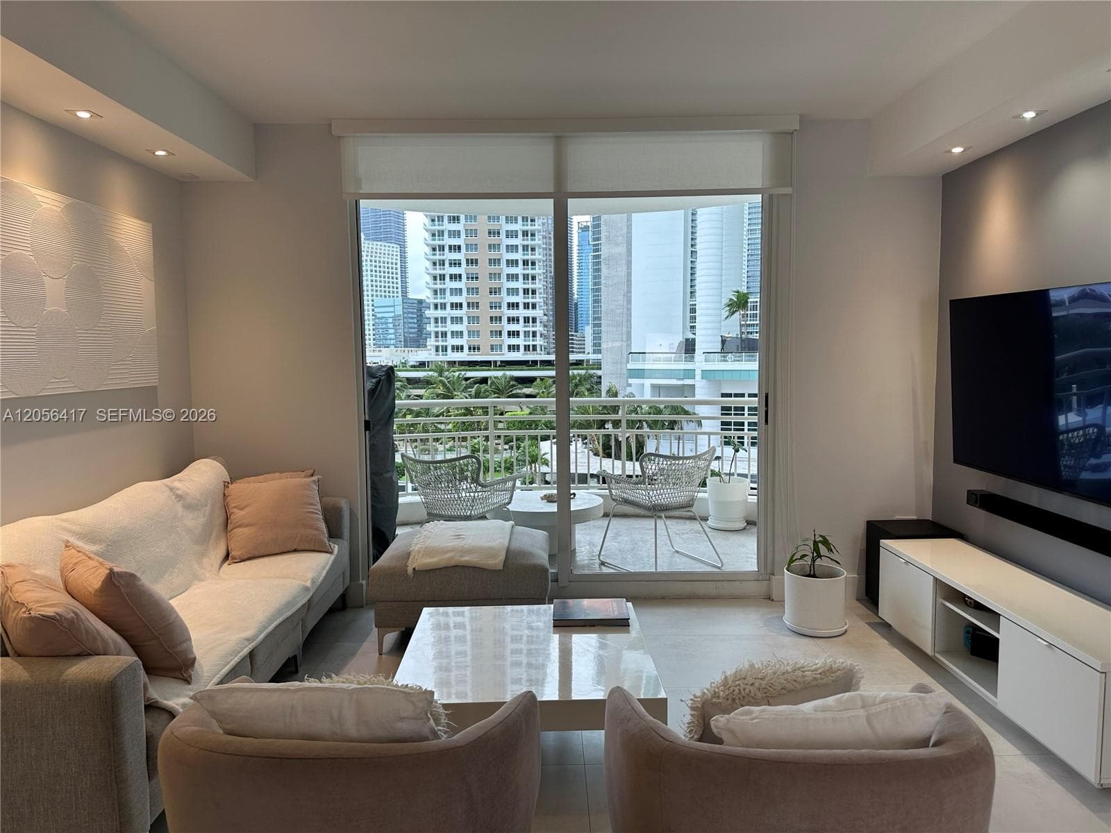 888 Brickell Key Dr # 700, Miami, FL 33131