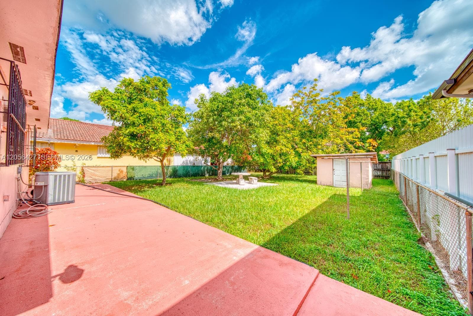 6335 SW 31st St, Miami, FL 33155 photo 2