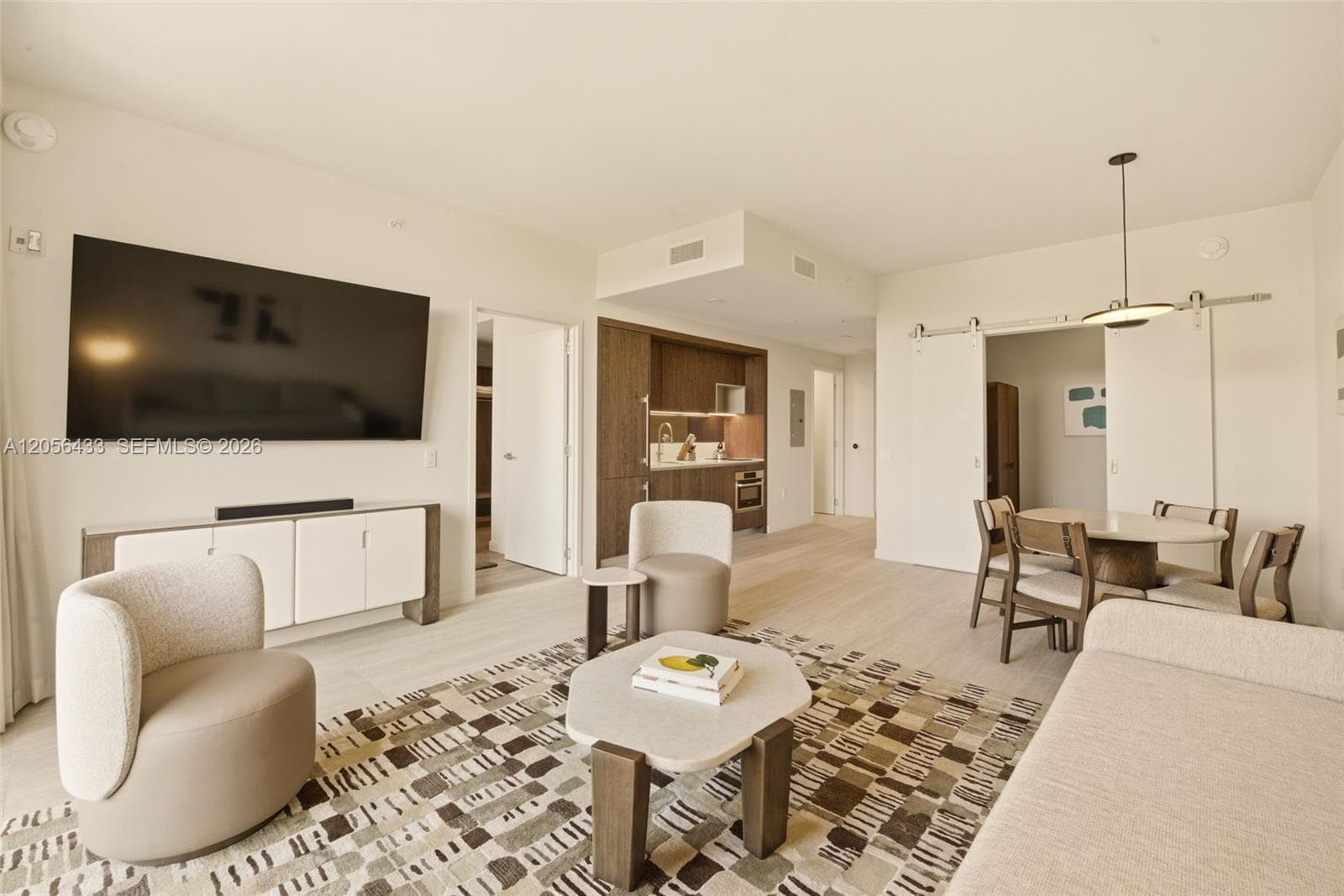 1611 SW 2nd Avenue # 301, Miami, FL 33129 photo 2