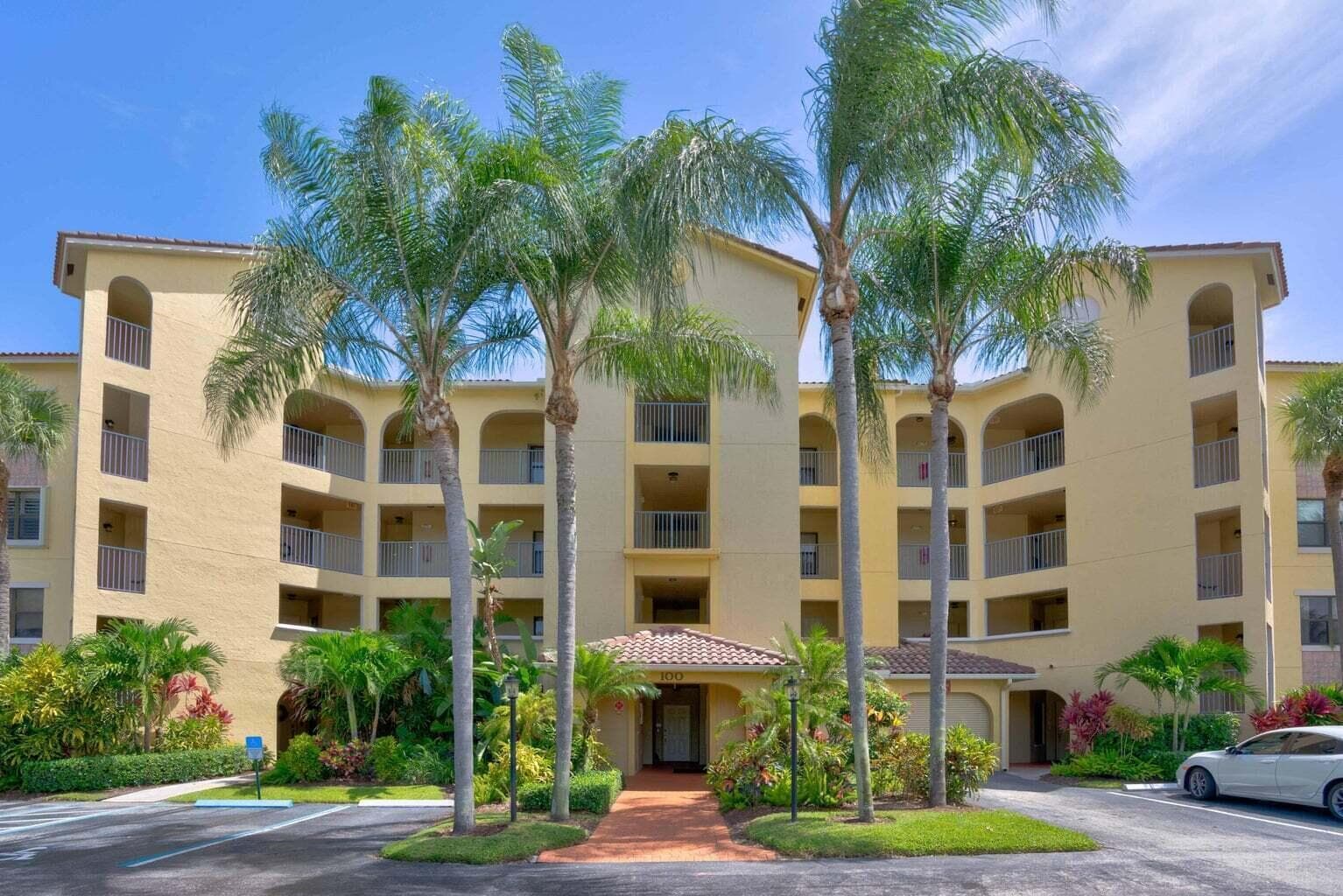 100 UNO LAGO Drive # 402, Juno Beach, FL 33408 photo 3