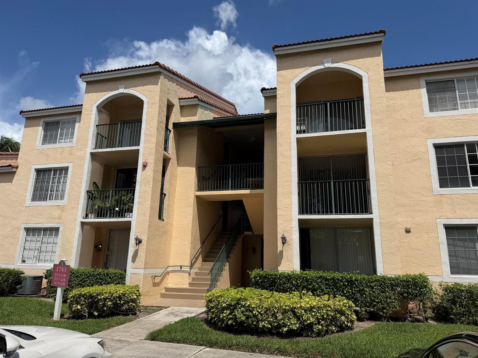 1743 Village Boulevard # 106, West Palm Beach, FL 33409