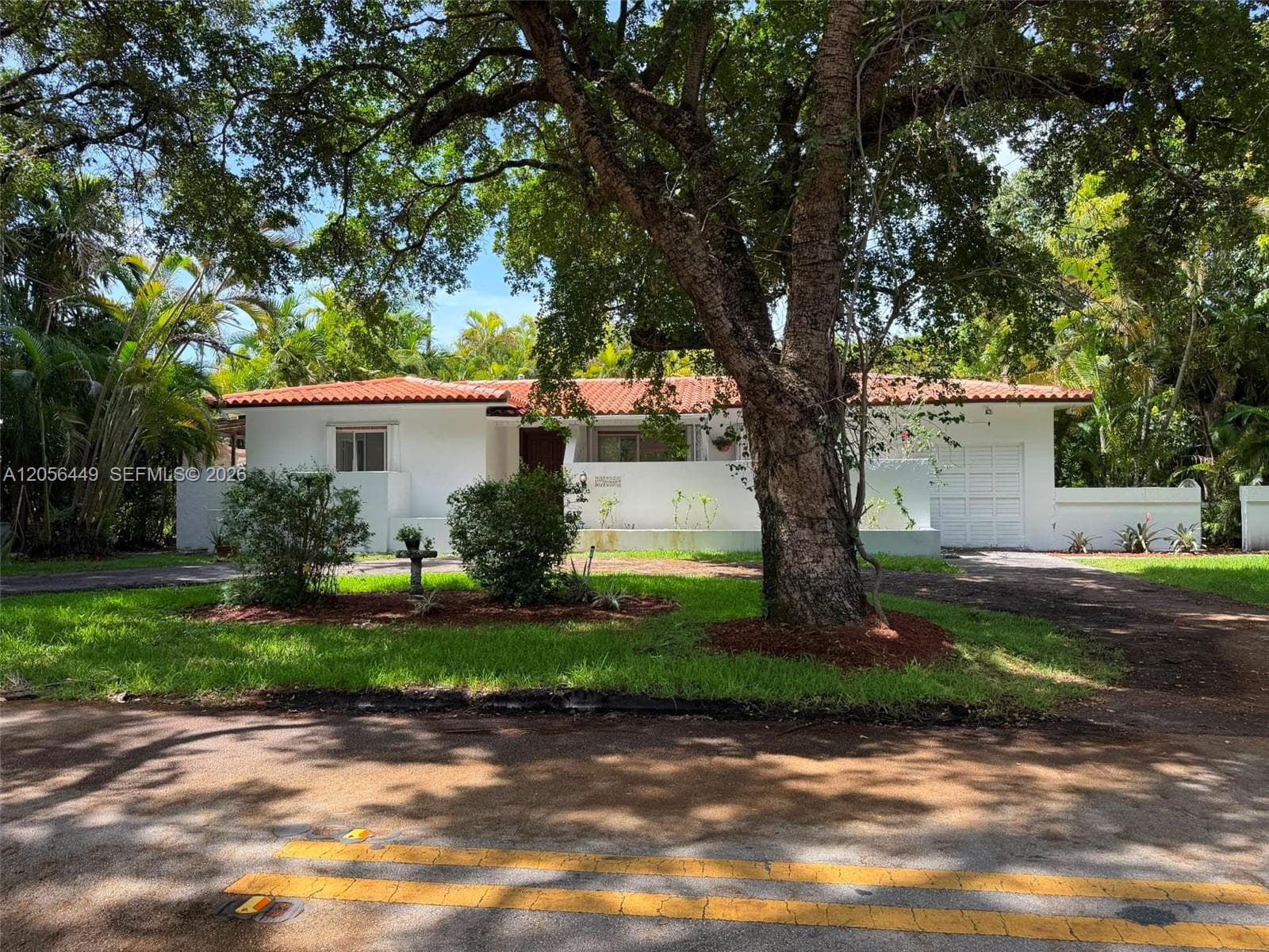1540 Dorado Ave, Coral Gables, FL 33146 photo 2