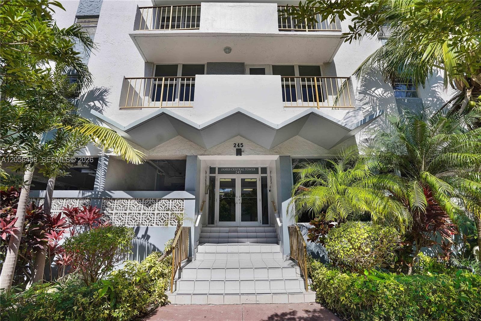 245 18th St # 403, Miami Beach, FL 33139 photo 5
