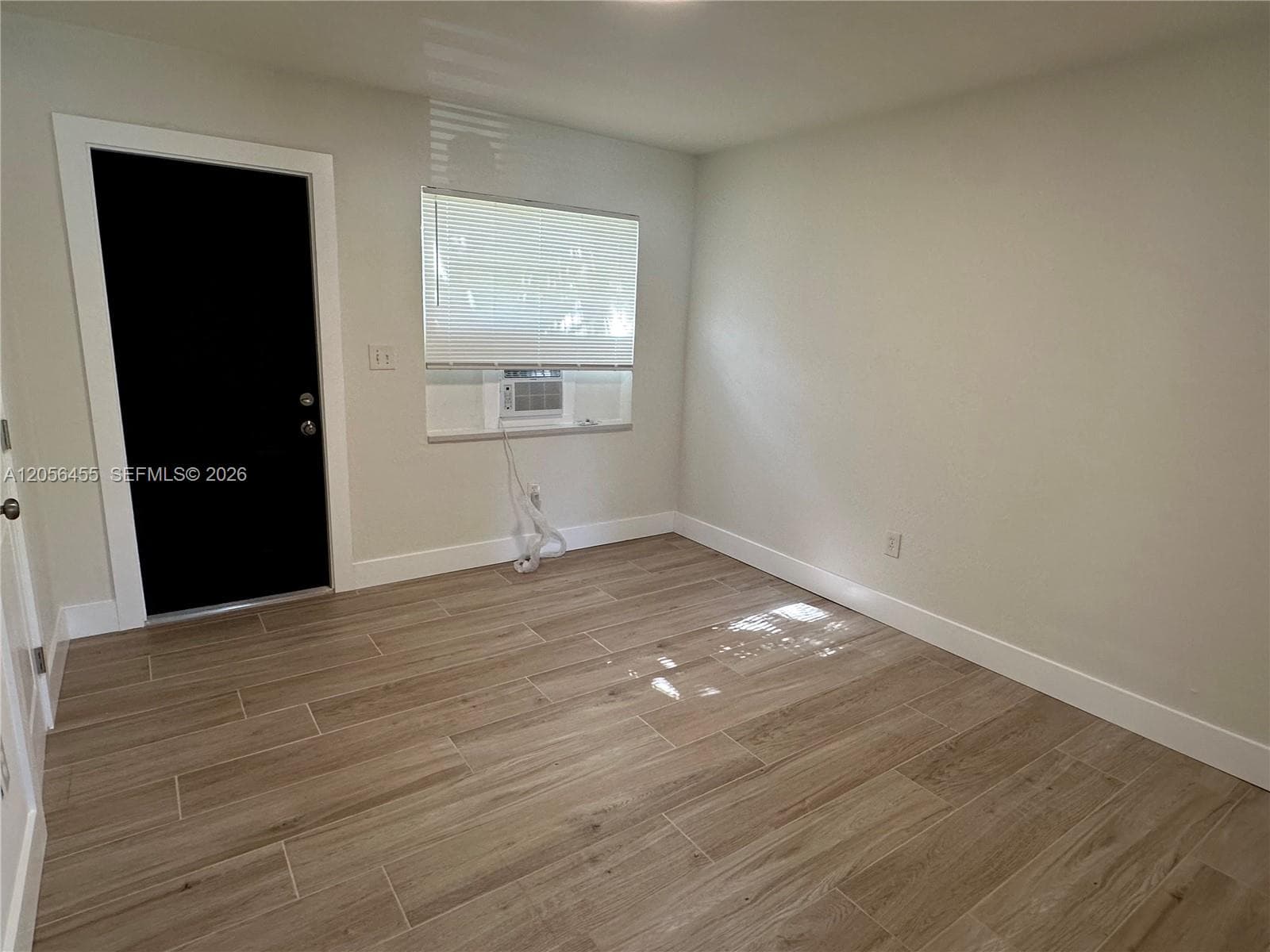 1048 E Avenue E # 3, Riviera Beach, FL 33404 photo 2