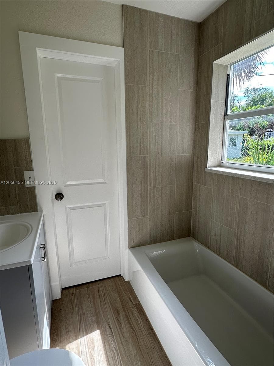 1048 E Avenue E # 3, Riviera Beach, FL 33404 photo 3