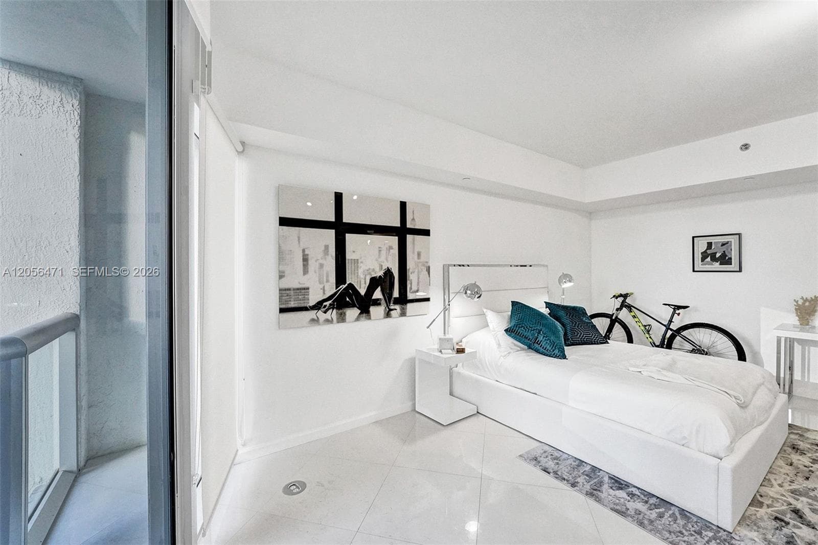 475 Brickell Ave # 2708, Miami, FL 33131 photo 5