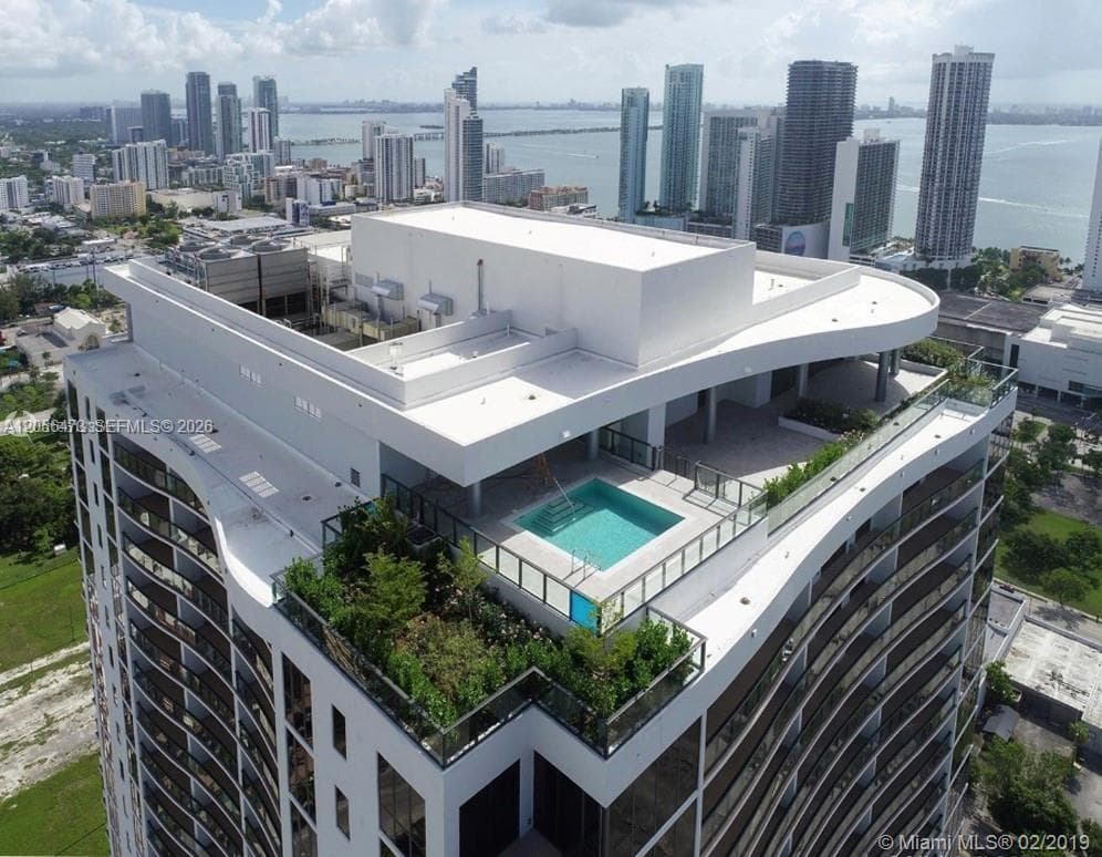 1600 NE 1st Ave # 1815, Miami, FL 33132 photo 2