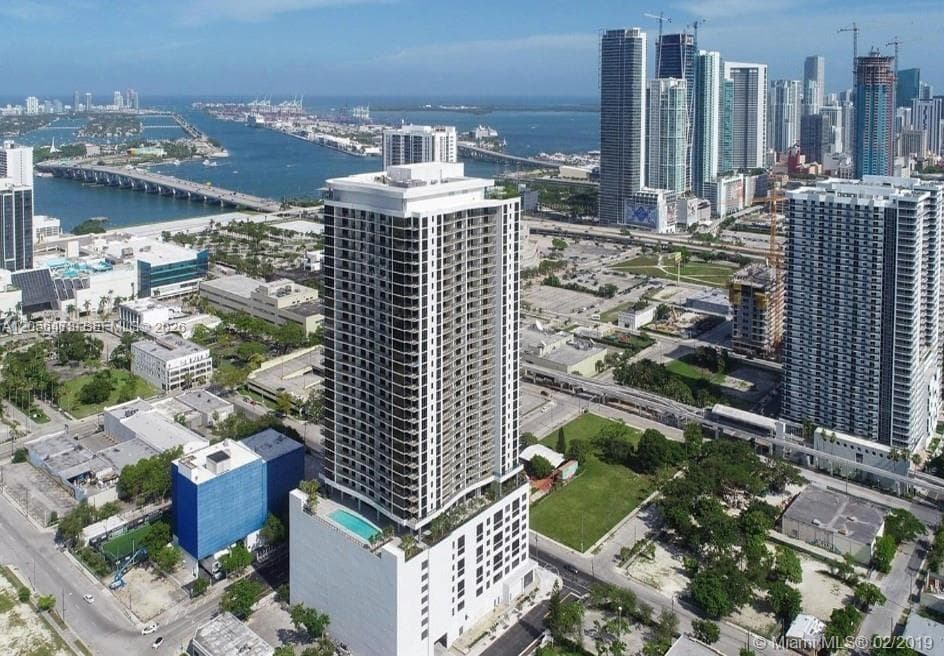 1600 NE 1st Ave # 1815, Miami, FL 33132