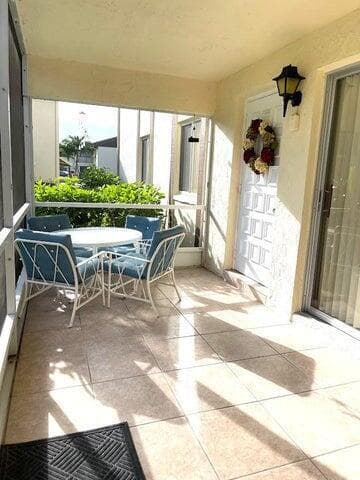 5839 La Pinata Boulevard # C-1, FL 33463 photo 2