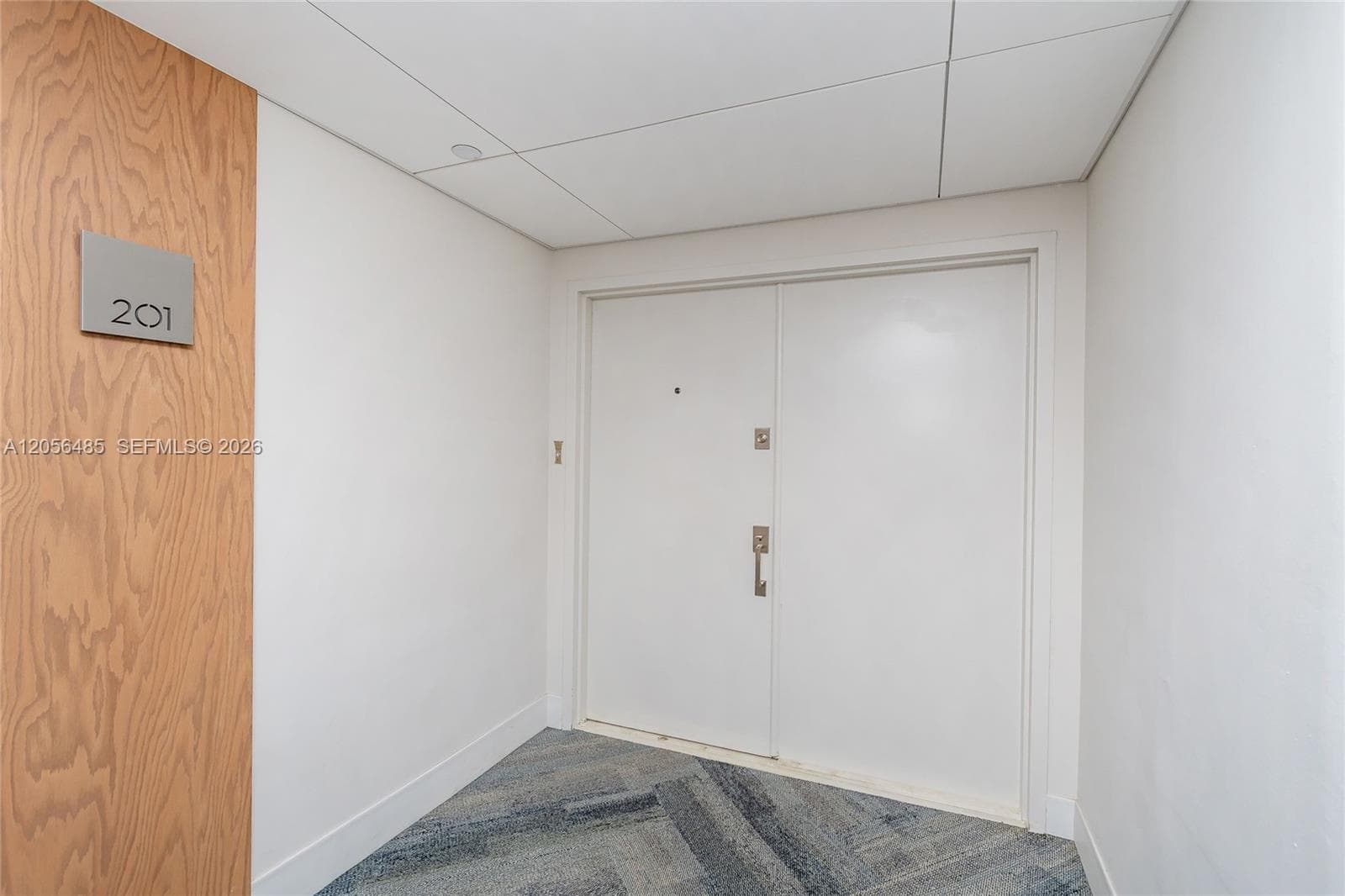 199 Ocean Lane Dr # 201, Key Biscayne, FL 33149 photo 3