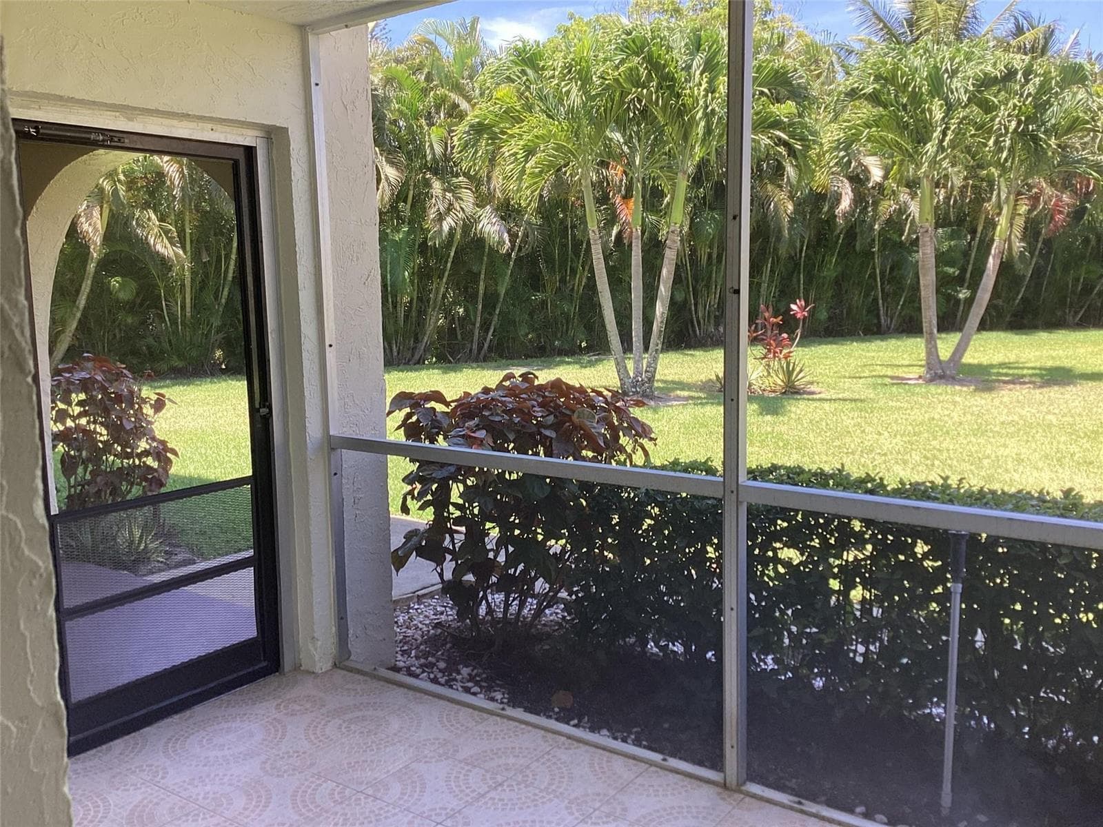 5927 LA PINATA Boulevard # C-1, FL 33463