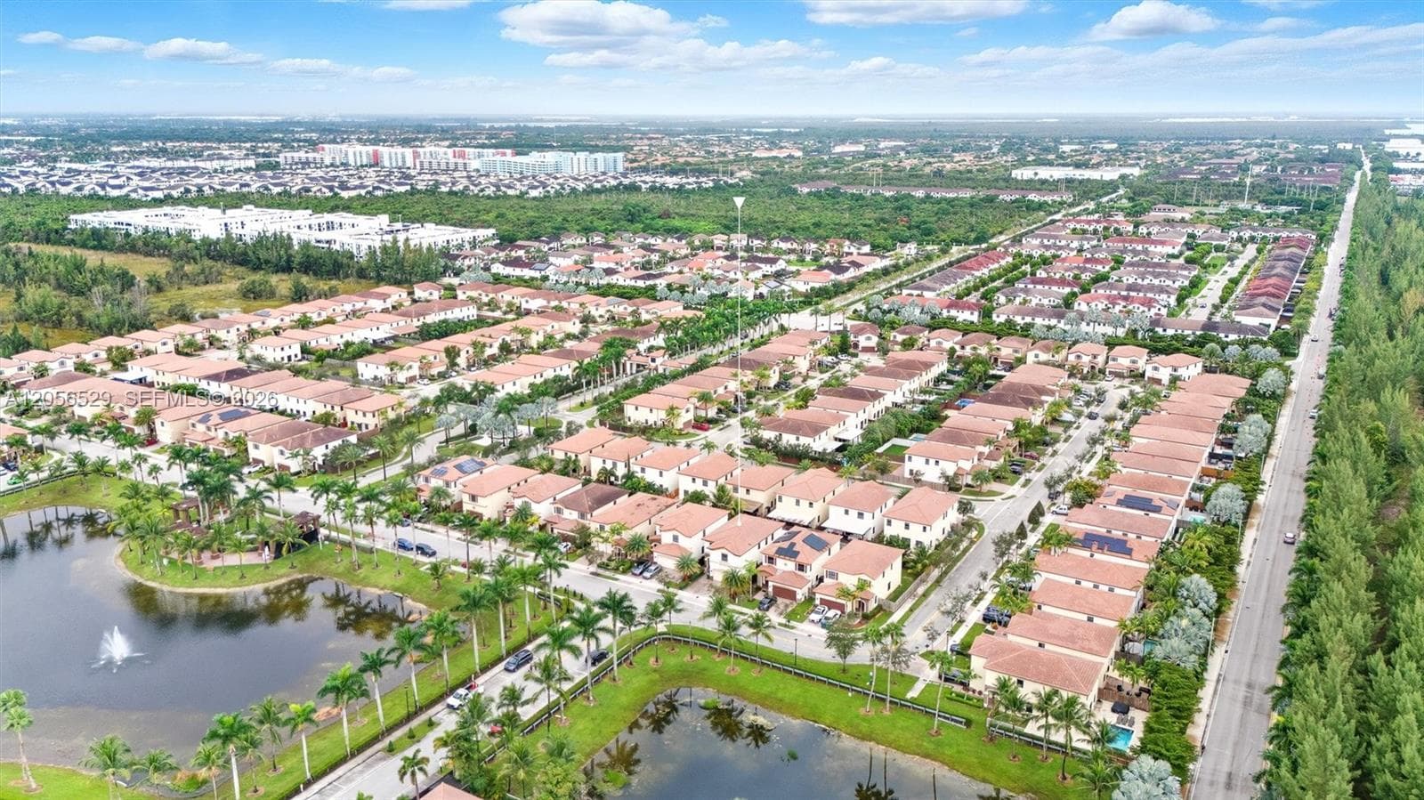 8870 NW 99th Path, Doral, FL 33178 photo 5