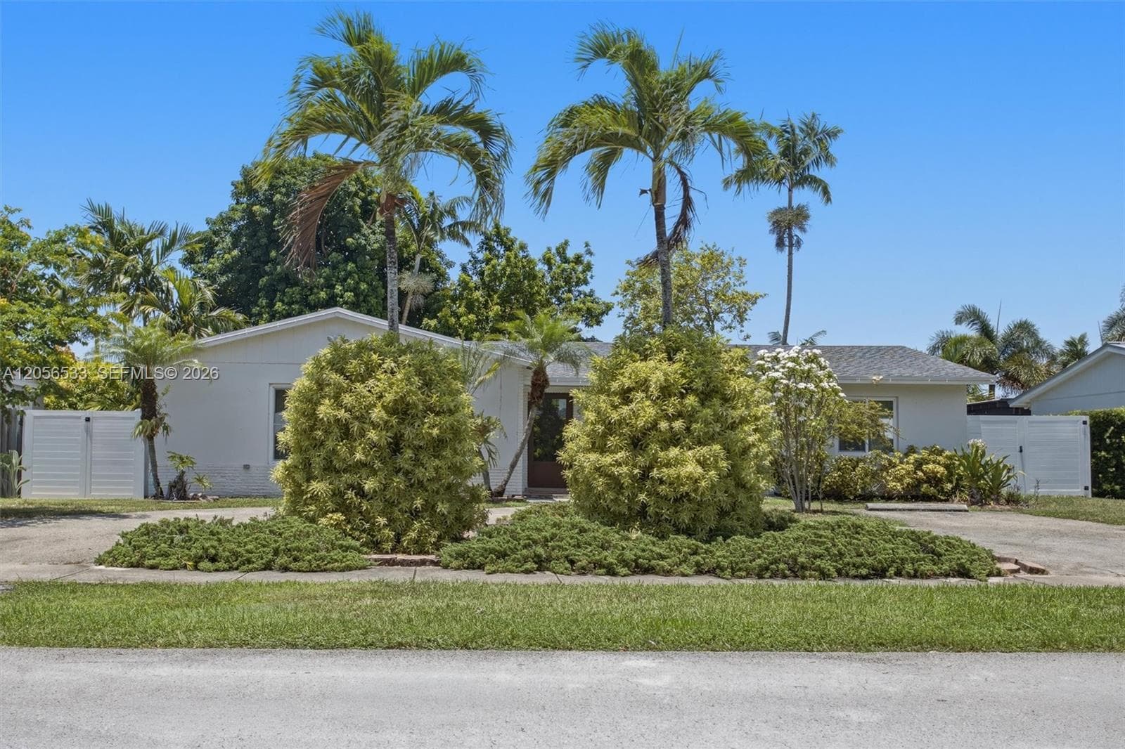 9123 SW 181st St, Palmetto Bay, FL 33157 photo 3