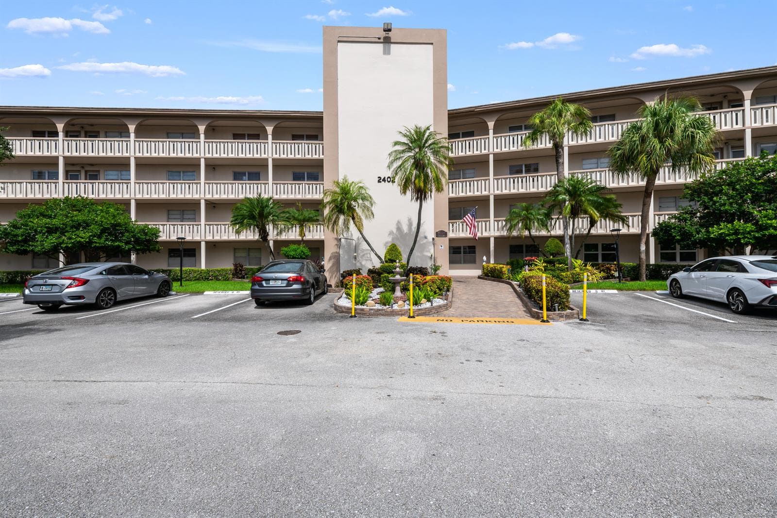 2402 ANTIGUA Circle # C2, Coconut Creek, FL 33066 photo 2