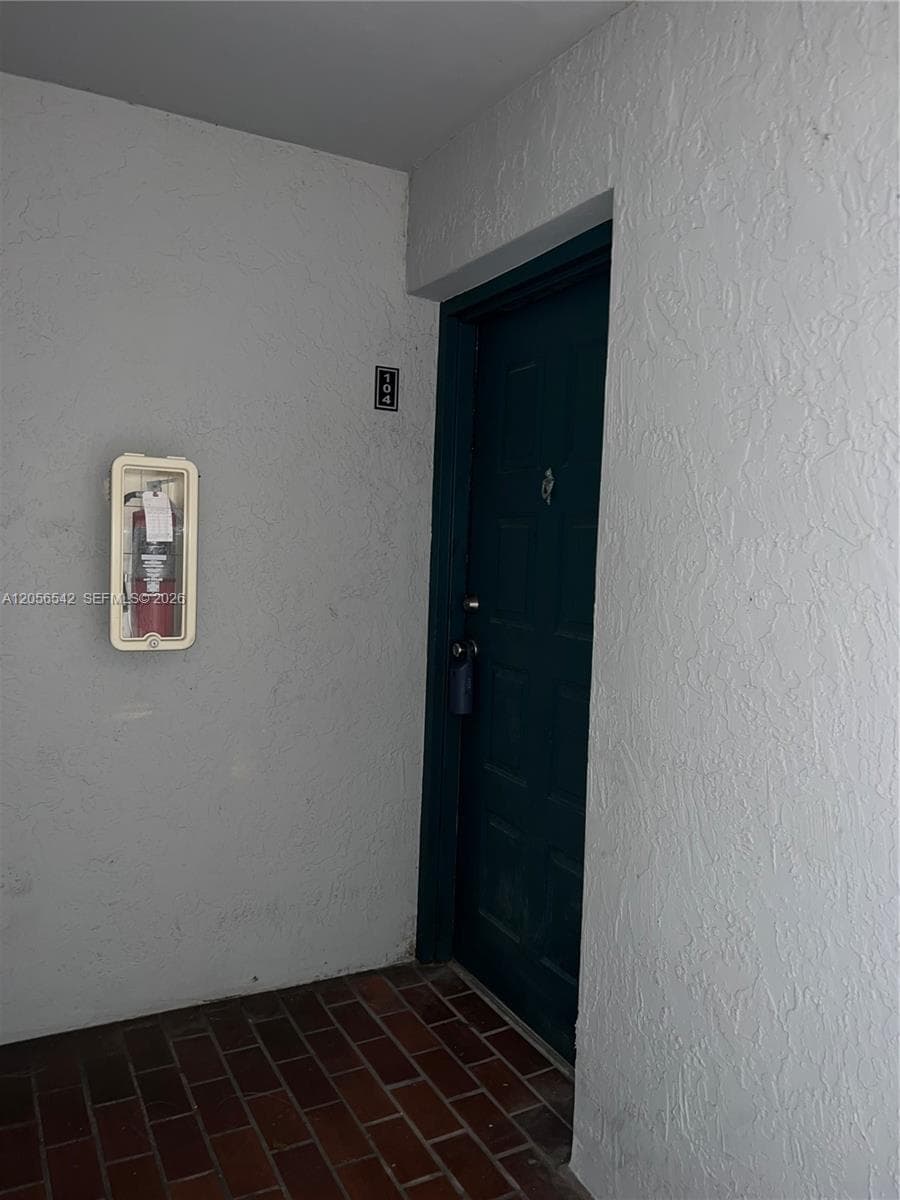 7235 NW 179th St # 104, Hialeah, FL 33015 photo 2