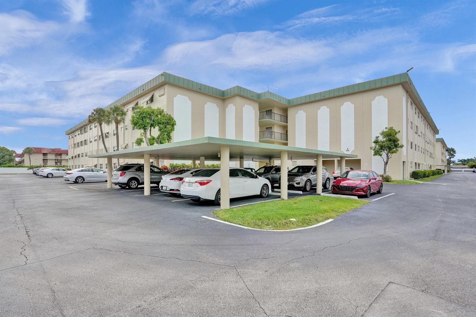 810 SE 7TH Street # 207, Deerfield Beach, FL 33441