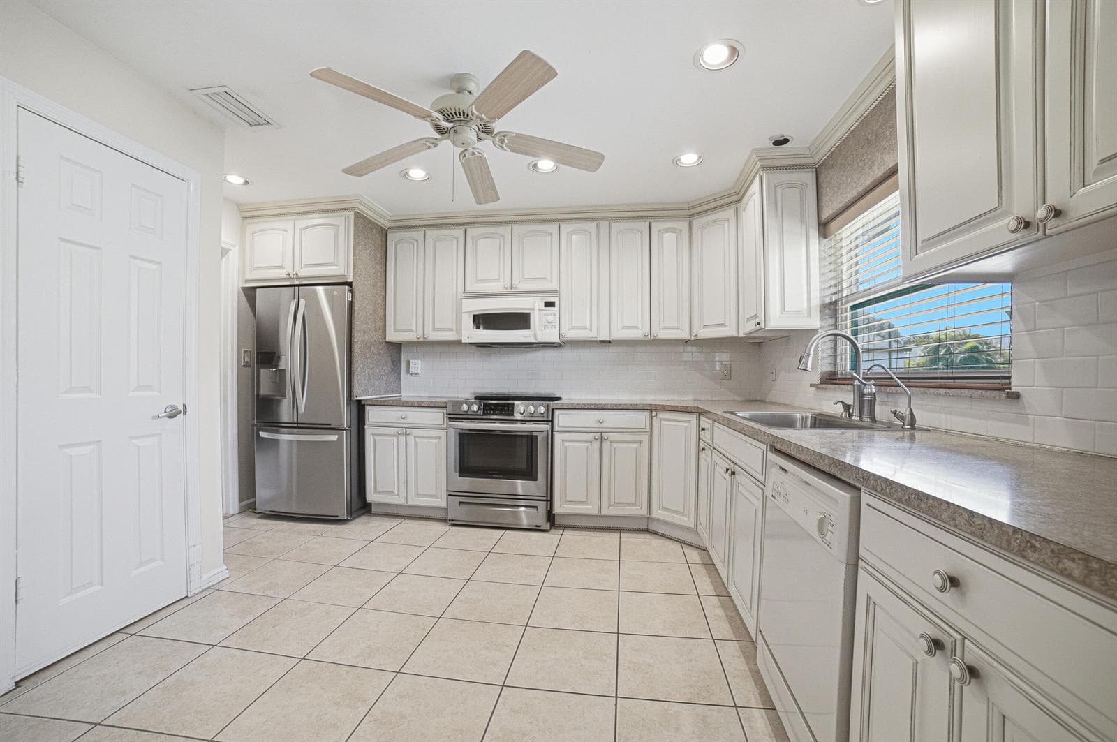 4843 Greentree Lane # B, Boynton Beach, FL 33436 photo 5