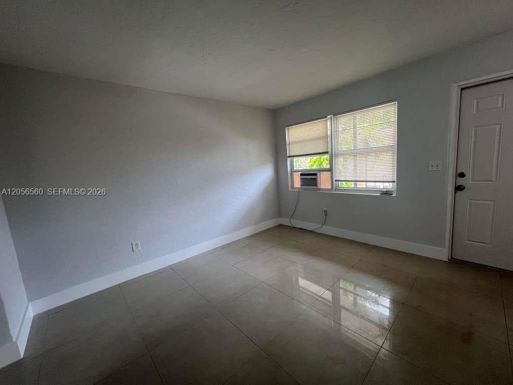 1281 NW 60th St # 5, Miami, FL 33142 photo 2