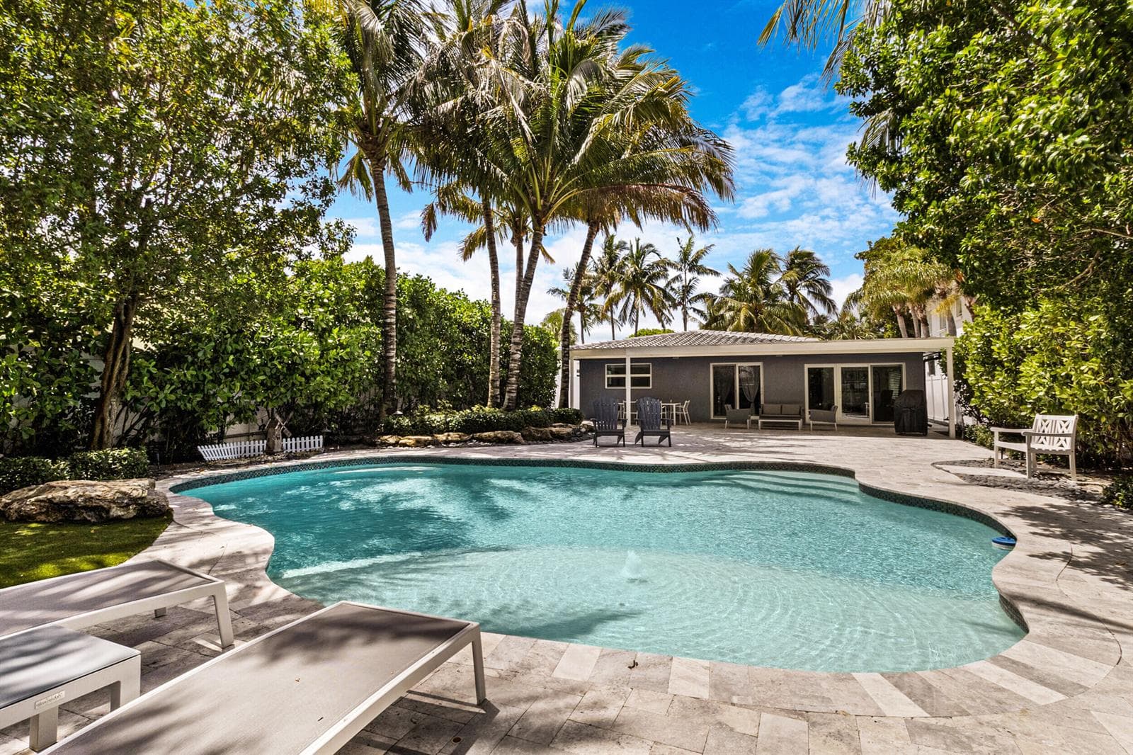 3319 NE 18TH Street, Fort Lauderdale, FL 33305