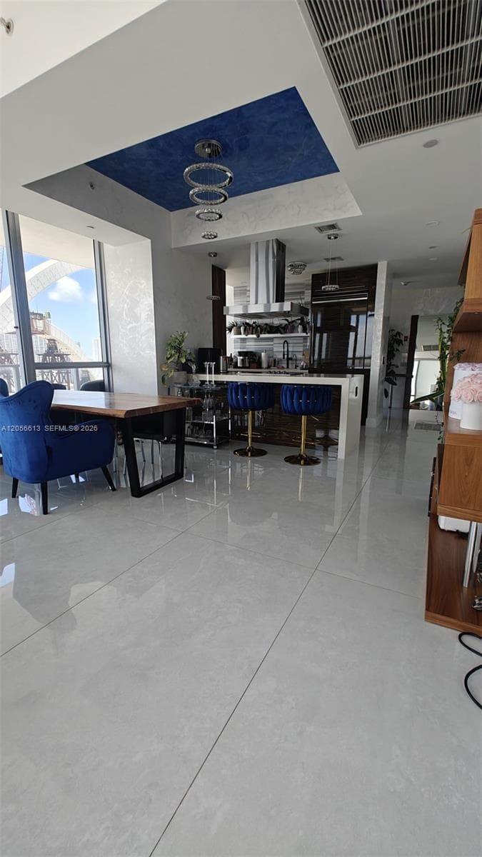 1100 Biscayne Blvd # 2106, Miami, FL 33132 photo 2