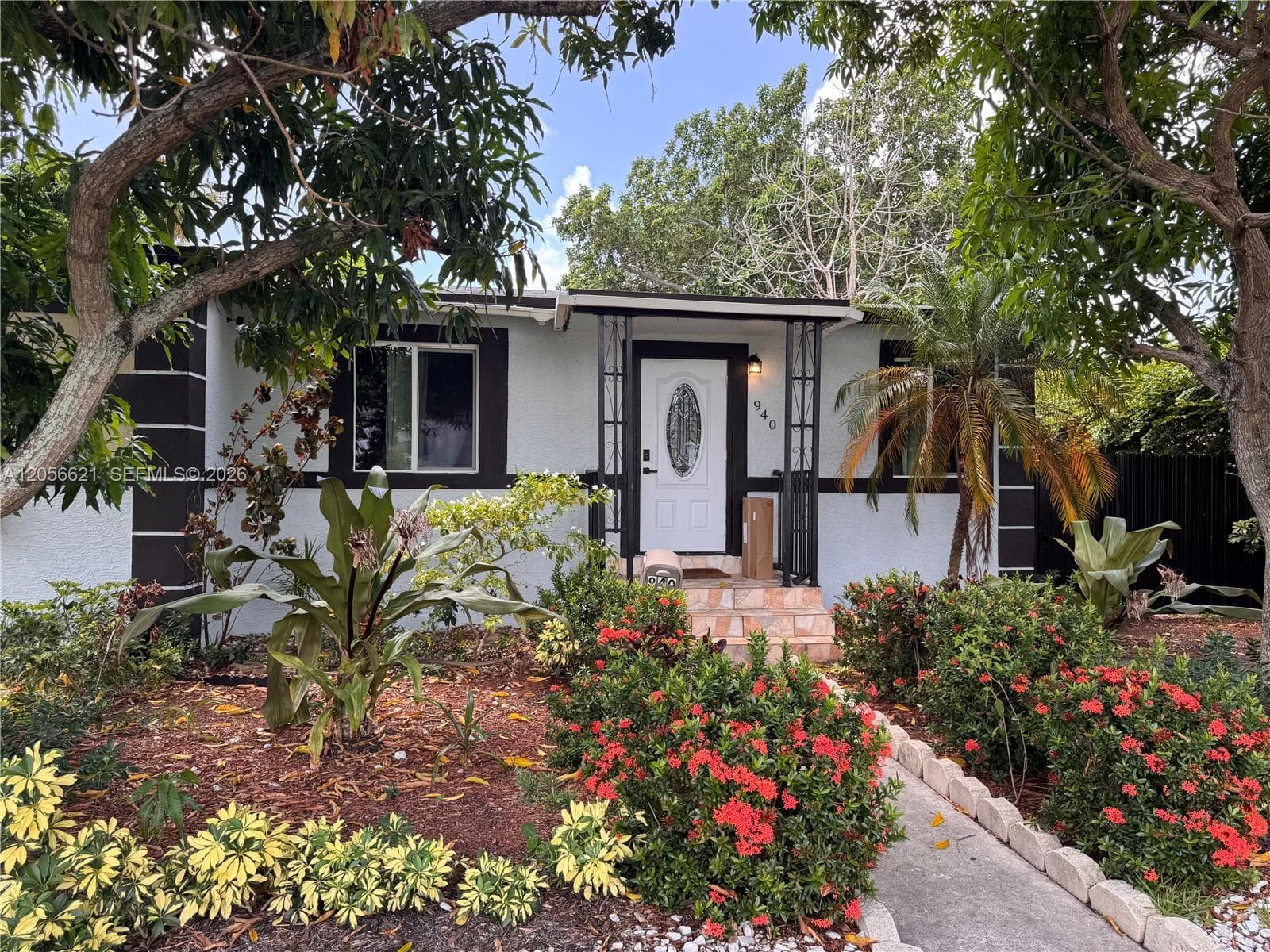 940 NE 155th Ter # 940, North Miami Beach, FL 33162 photo 2