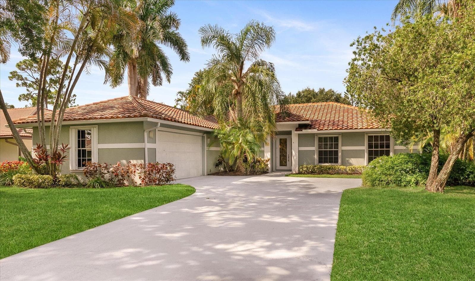 4 Glengary Road, Palm Beach Gardens, FL 33418 photo 2