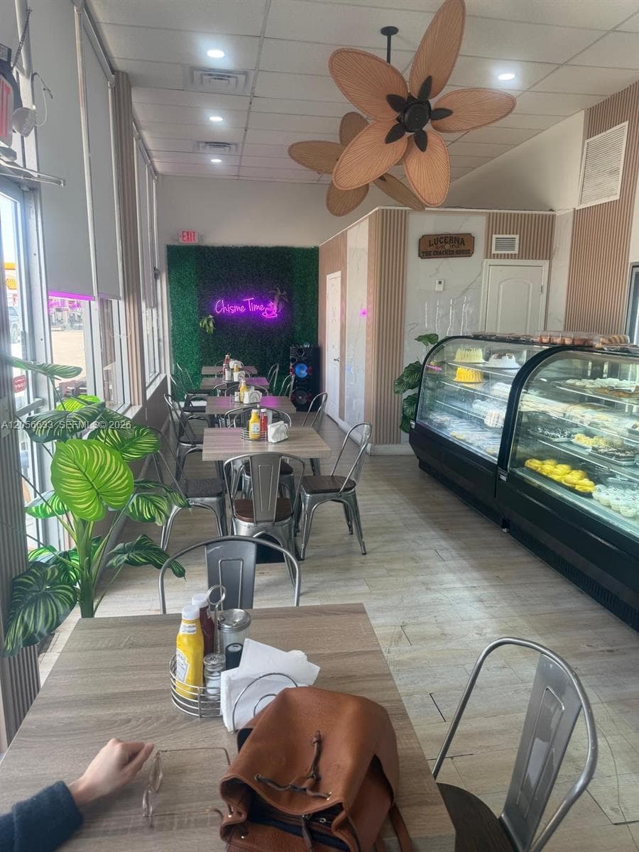 6727 W 4 Ave, Hialeah, FL 33012