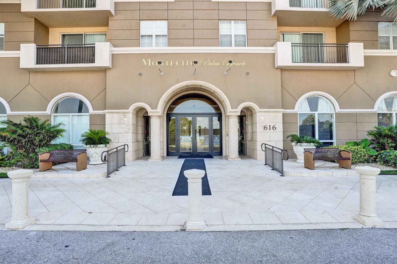 616 Clearwater Park Road # 1107, West Palm Beach, FL 33401 photo 2