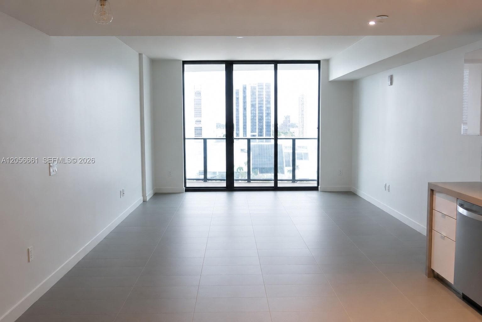 1600 NE 1st Ave # 1502, Miami, FL 33132 photo 2