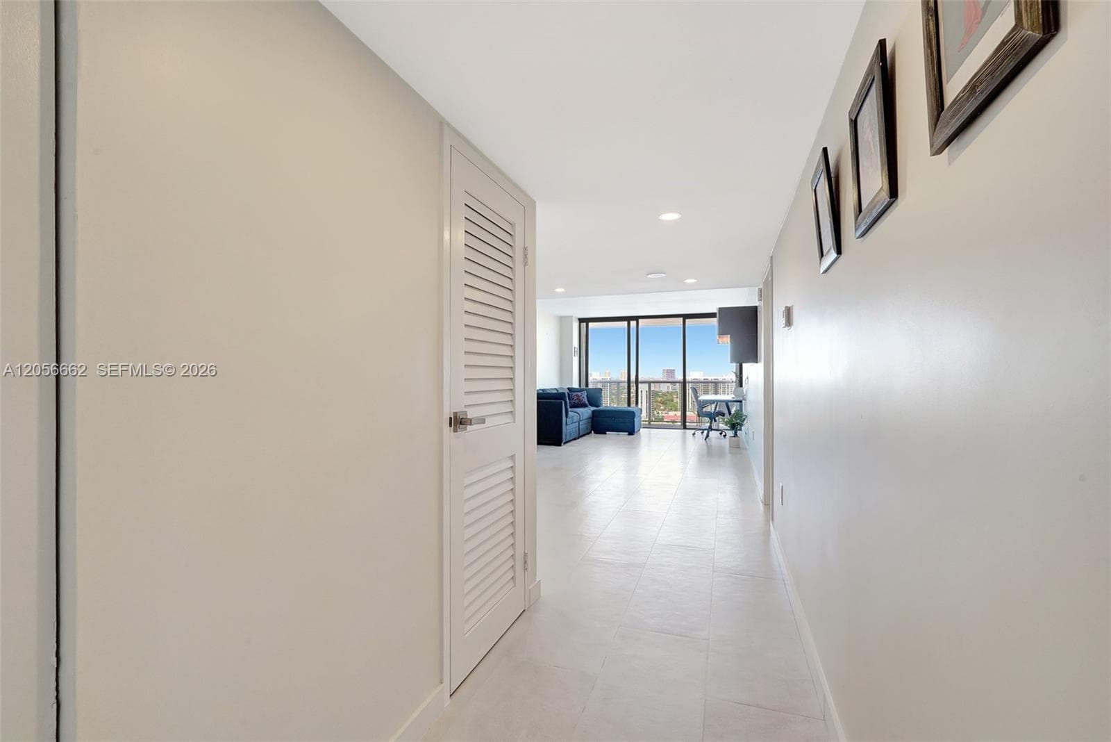 3675 N Country Club Dr # 2310, Aventura, FL 33180 photo 3