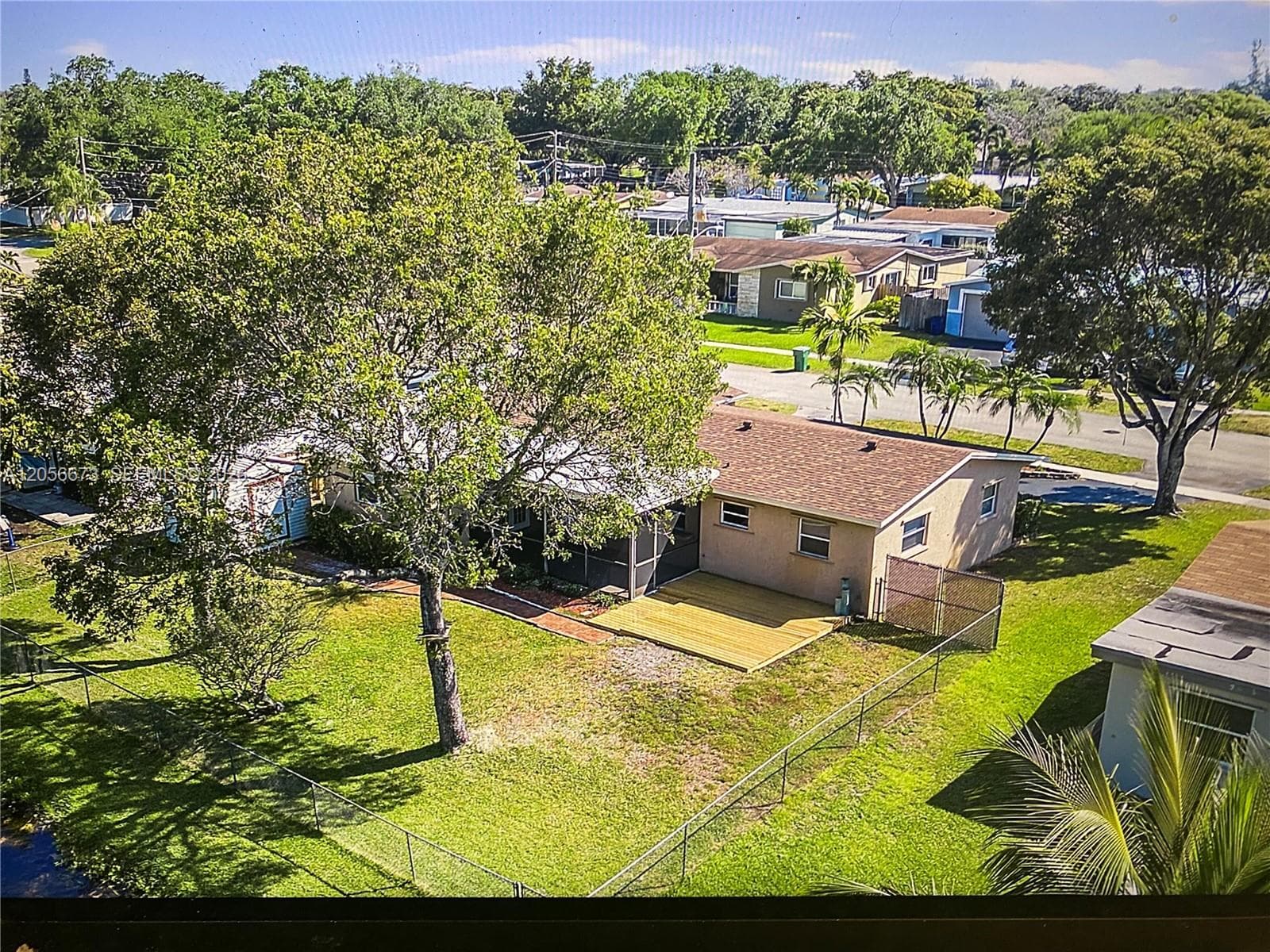5231 SW 89th Ave, Cooper City, FL 33328 photo 2