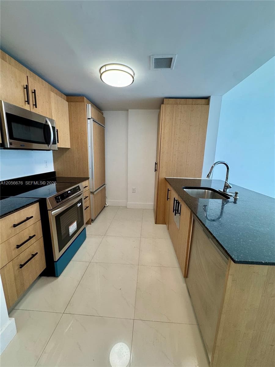 10275 Collins Ave # 316, Bal Harbour, FL 33154 photo 2
