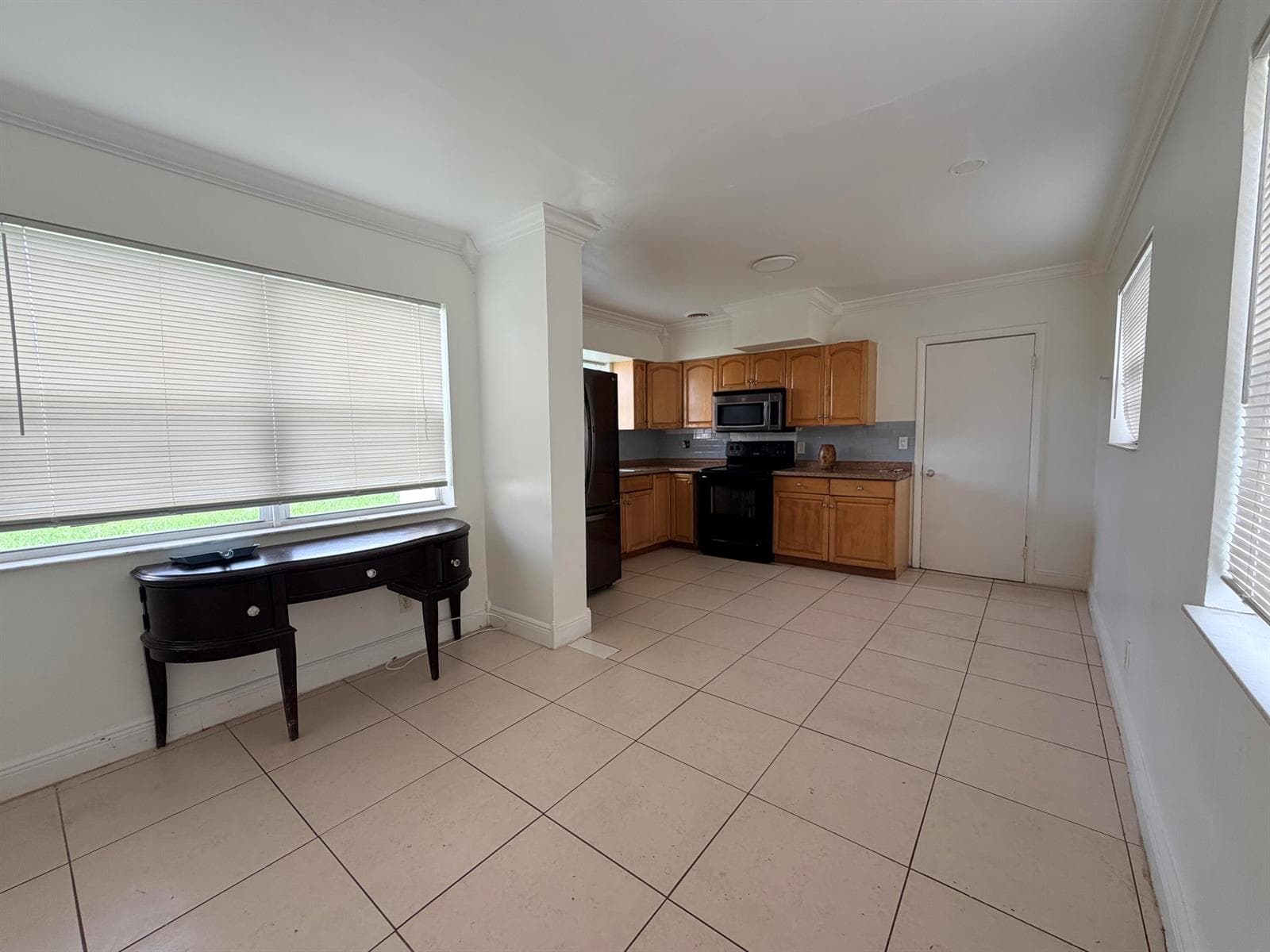2438 Thomas Street # 3, Hollywood, FL 33020 photo 2
