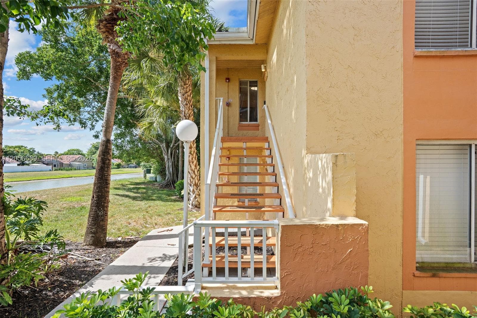 927 Coral Club Dr # 927, Coral Springs, FL 33071 photo 3