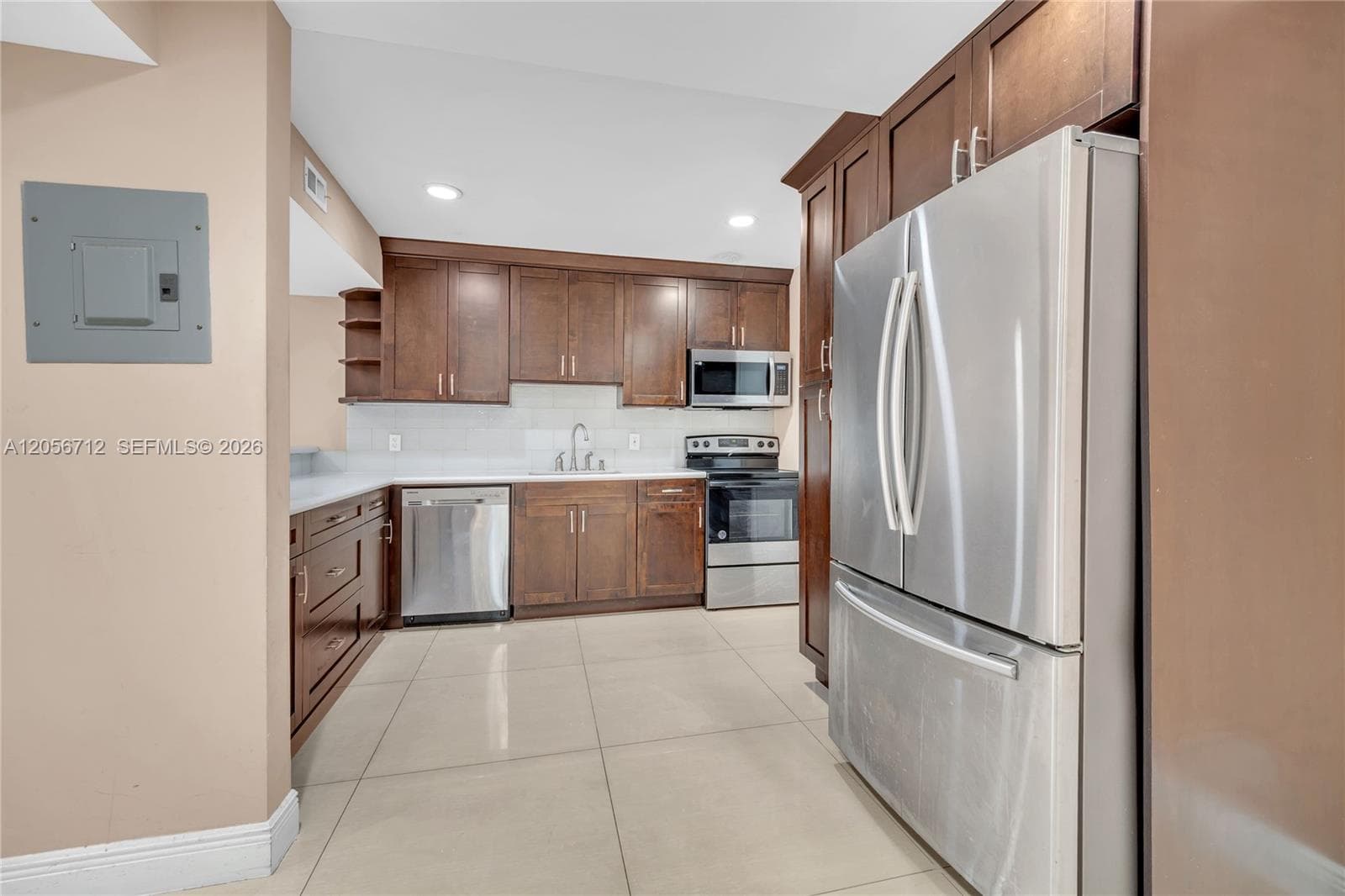 4848 NW 24th Ct # 118, Lauderdale Lakes, FL 33313