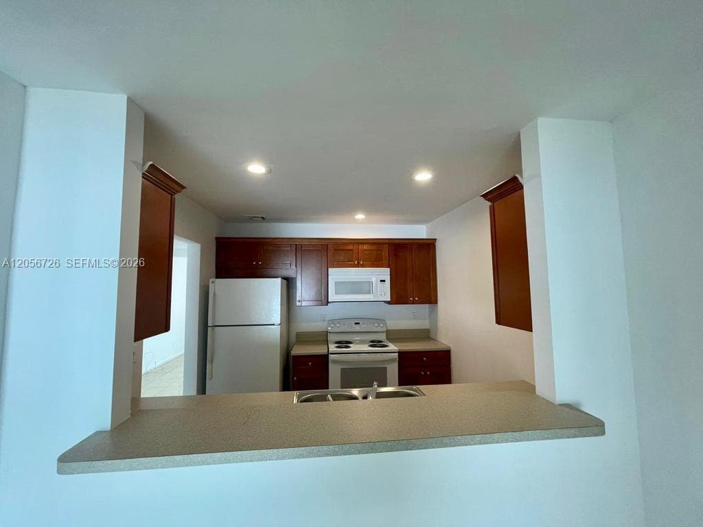 5020 Elmhurst Rd # B, West Palm Beach, FL 33417 photo 3