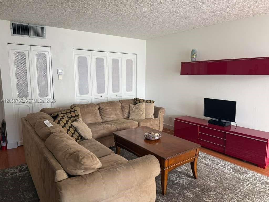 17011 N Bay Rd # 709, Sunny Isles Beach, FL 33160 photo 4