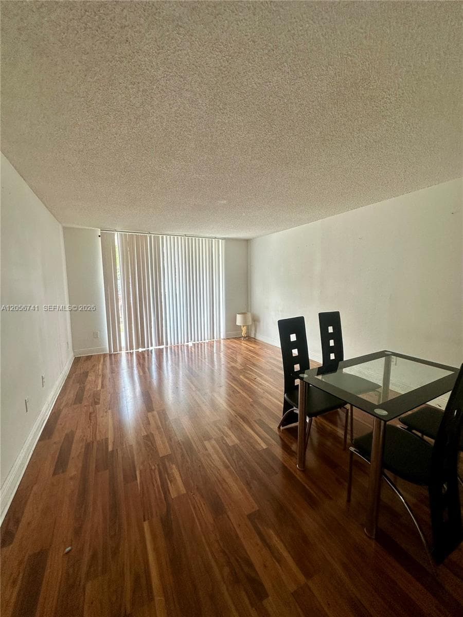 486 NW 165th St Rd # B-103, Miami, FL 33169 photo 5
